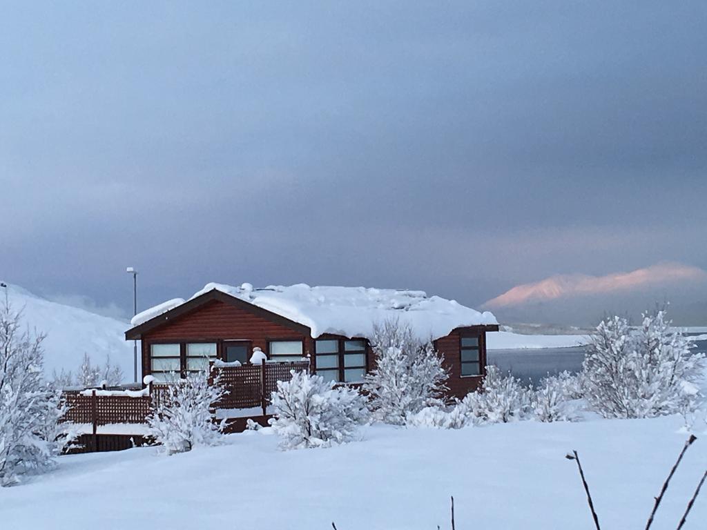 Aurora Vacation Homes Fagravik Akureyri Bagian luar foto
